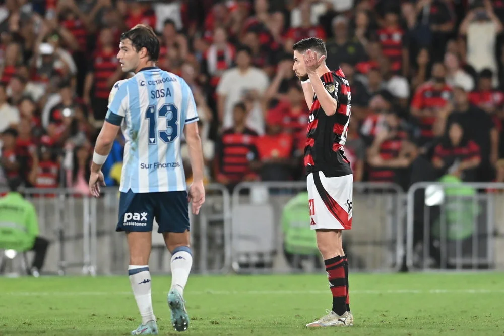 “I’m not missing Europe at all” – Former Arsenal and Chelsea midfielder loving life in Brazil